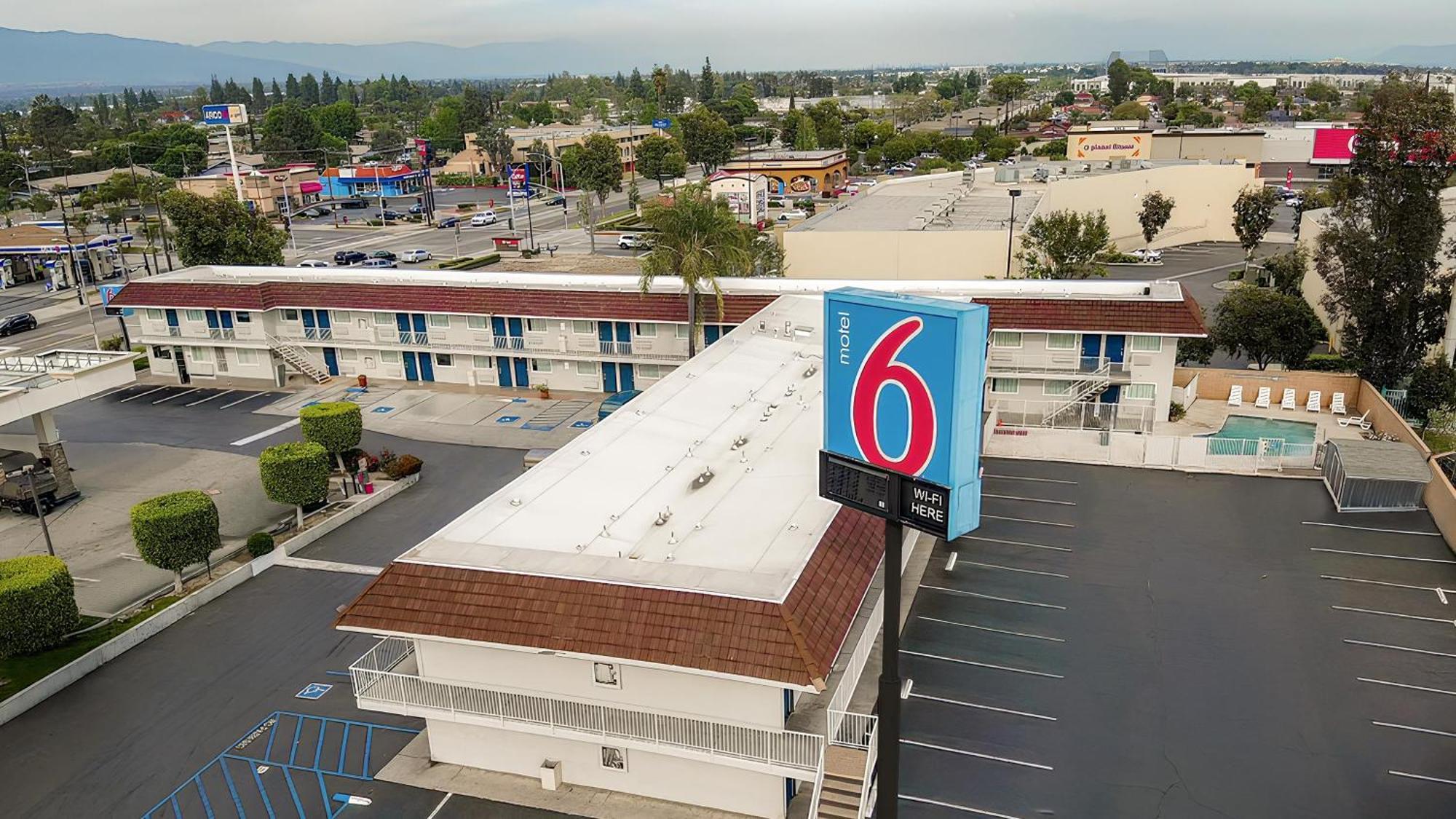 Motel 6 Ontario Airport Eksteriør bilde